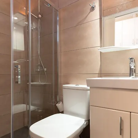 Apartament Charites: Terrace With Seaview - 100m To The Koróni